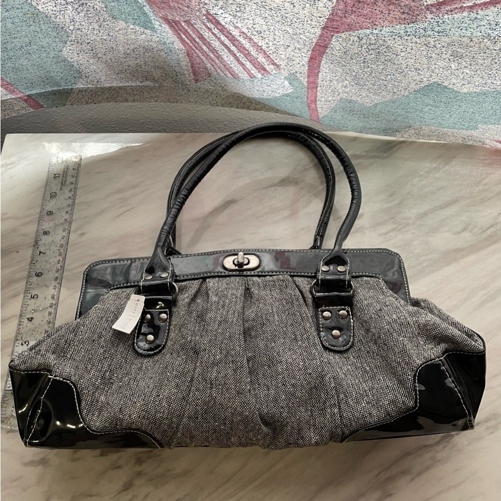 NWT bag - Picture 2 of 3